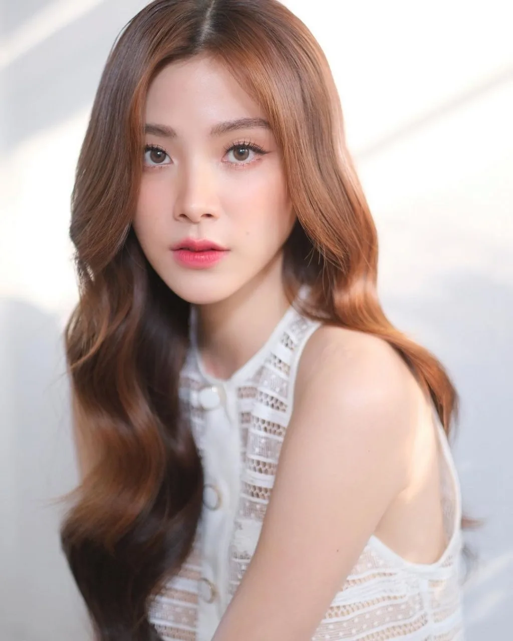 Phục hồi tóc để bổ sung dưỡng chất giúp tóc trở nên bóng mượt. Phục hồi tóc để bổ sung dưỡng chất giúp tóc trở nên bóng mượt.
