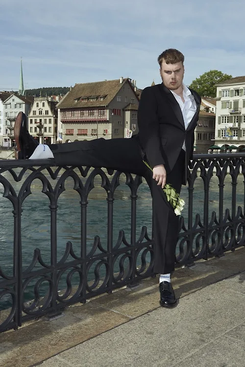 Khong gioi han co le la cum tu mieu ta chinh xac nhat vè dan mau nam của Vetements mua nay