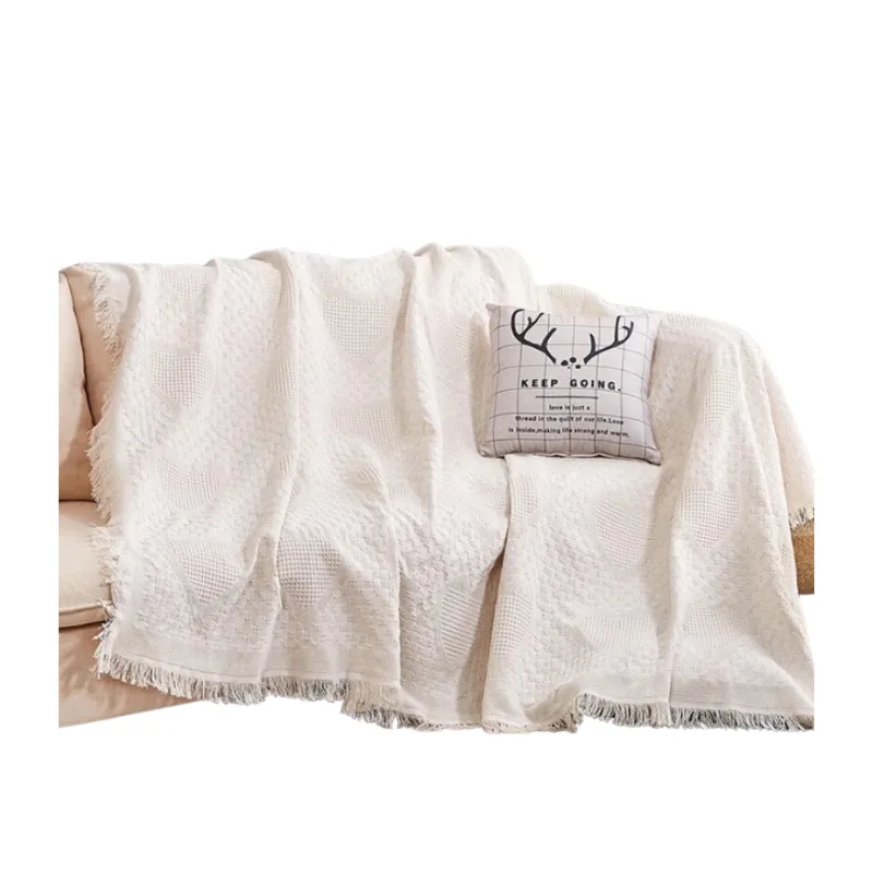 _ELLE Quỳnh Giang - ẢNH GẮN AFF (78).png