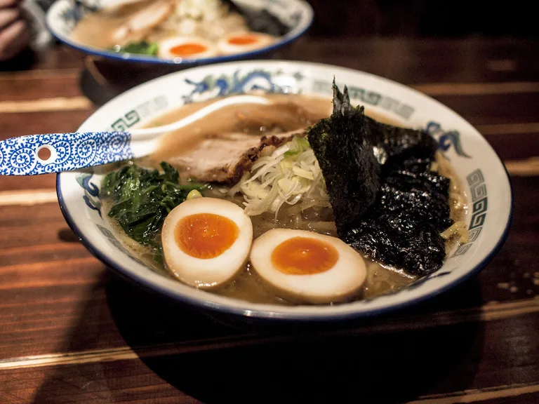 Đến Nhật Bản và "hưởng thụ" ramen Đến Nhật Bản và "hưởng thụ" ramen