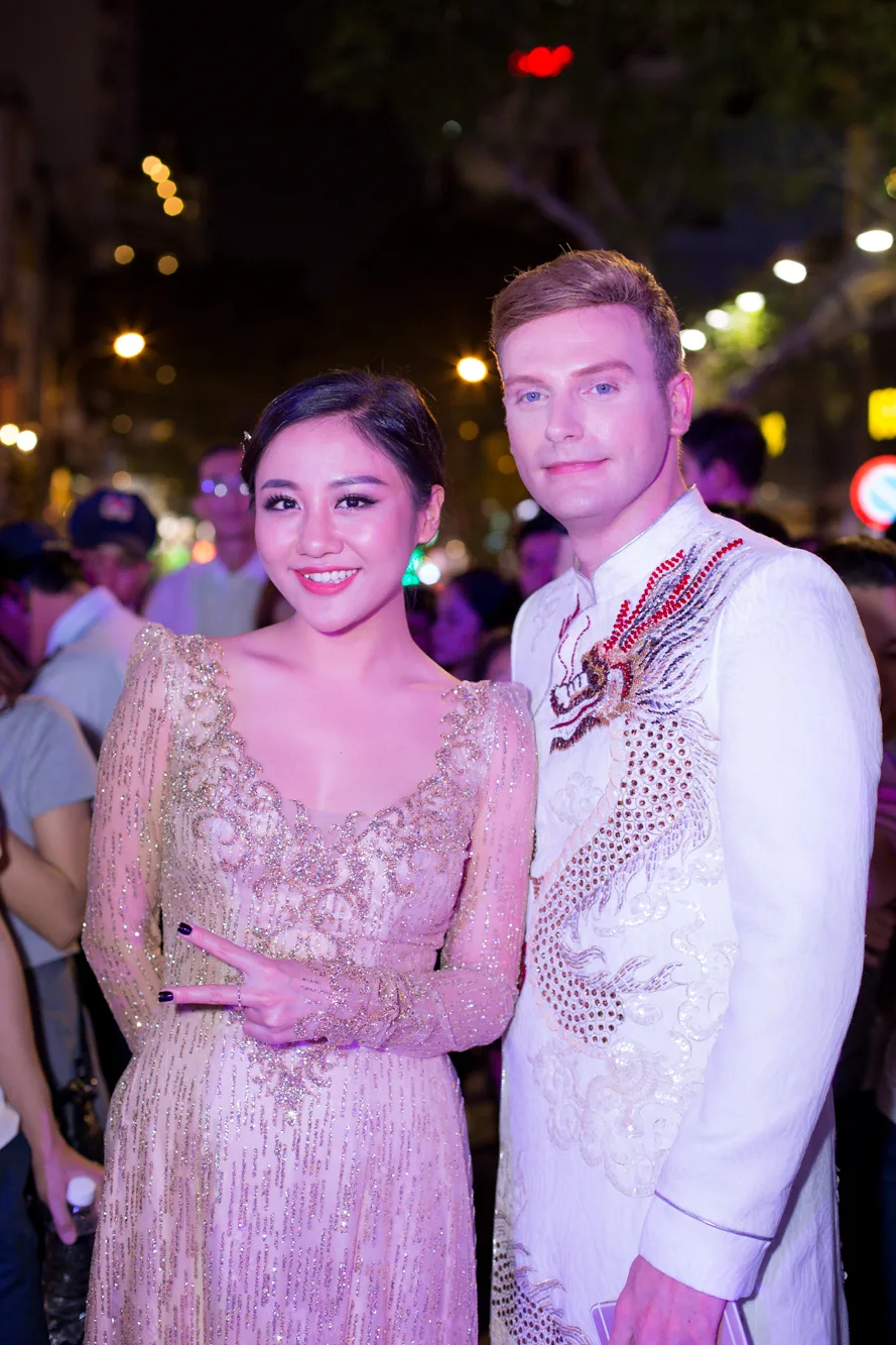 Thành phố Áo dài - thời trang đường phố đẹp và ý nghĩa 10
