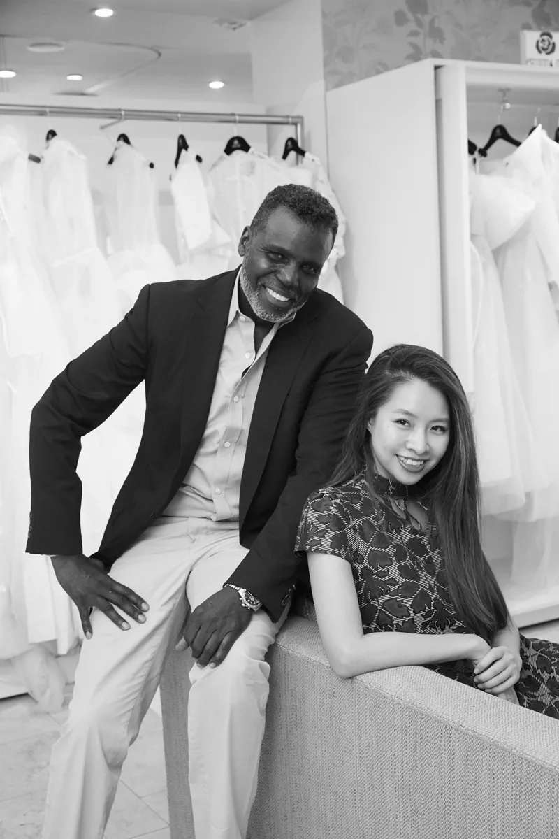 mark ingram chụp ảnh cùng ntk phương my