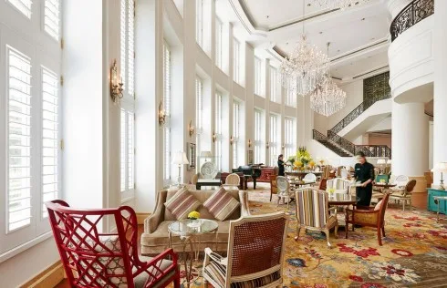 Khách sạn Park Hyatt Saigon tọa lạc tại trung tâm thành phố Hồ Chí Minh, kế bên nhà hát Thành Phố và gần kề các địa danh văn hóa và lịch sử nổi tiếng.