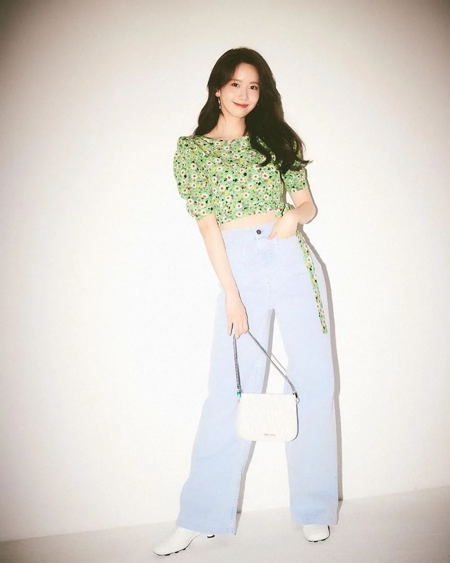 Quần jeans ống rộng