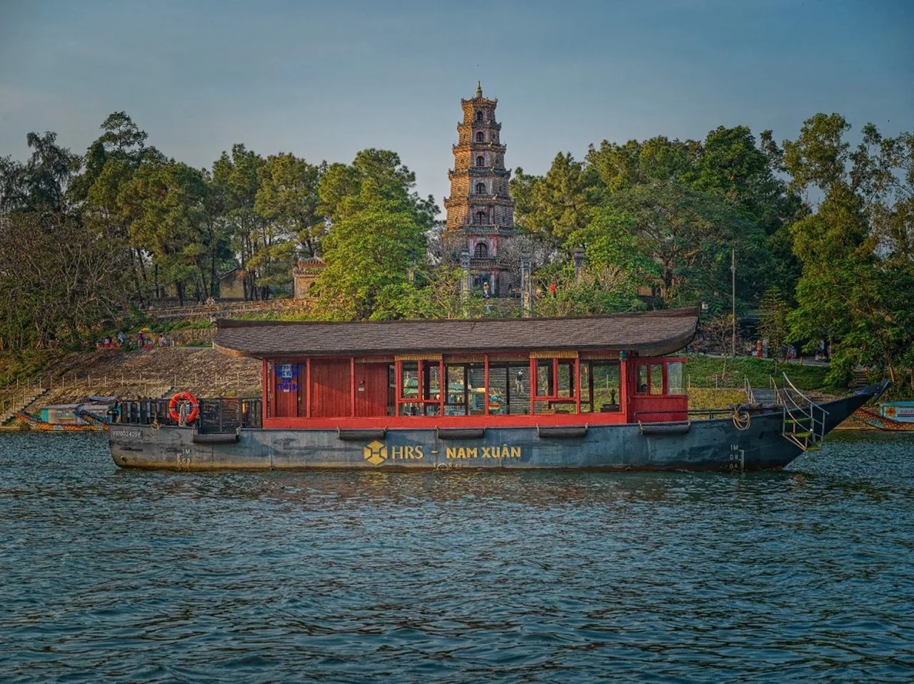 sông Hương chùa thiên mụ sông Hương chùa thiên mụ