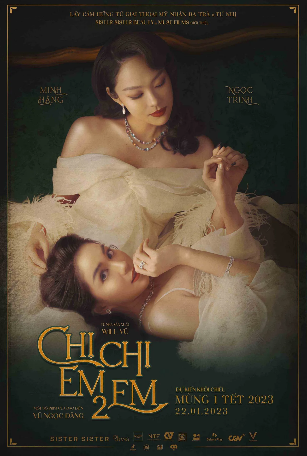 chị chị em em