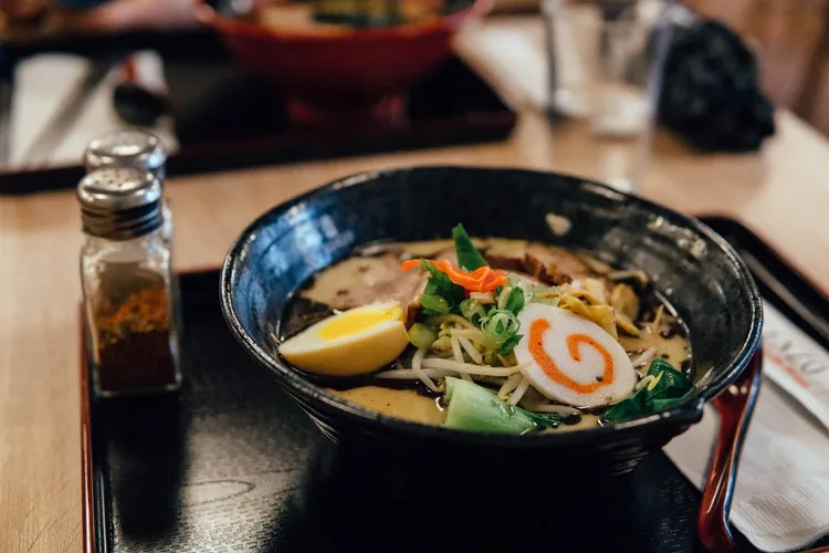 Đến Nhật Bản và "hưởng thụ" ramen Đến Nhật Bản và "hưởng thụ" ramen