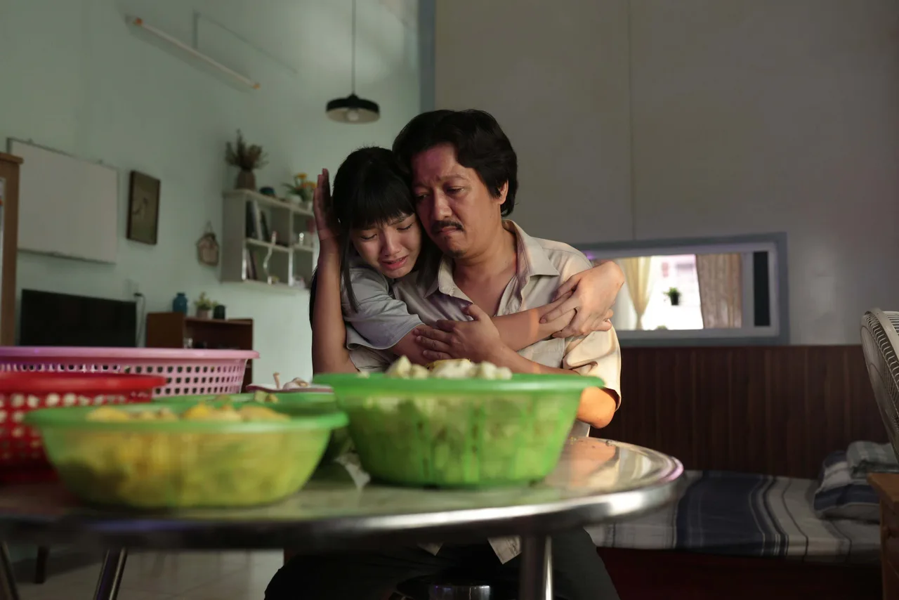 trường giang và đoàn minh anh trong nhà ba tôi một phòng