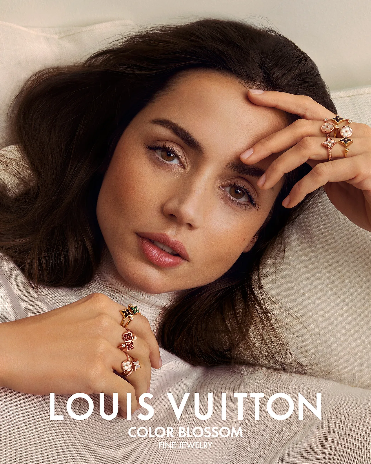 Ana de Armas trong chiến dịch Color Blossom