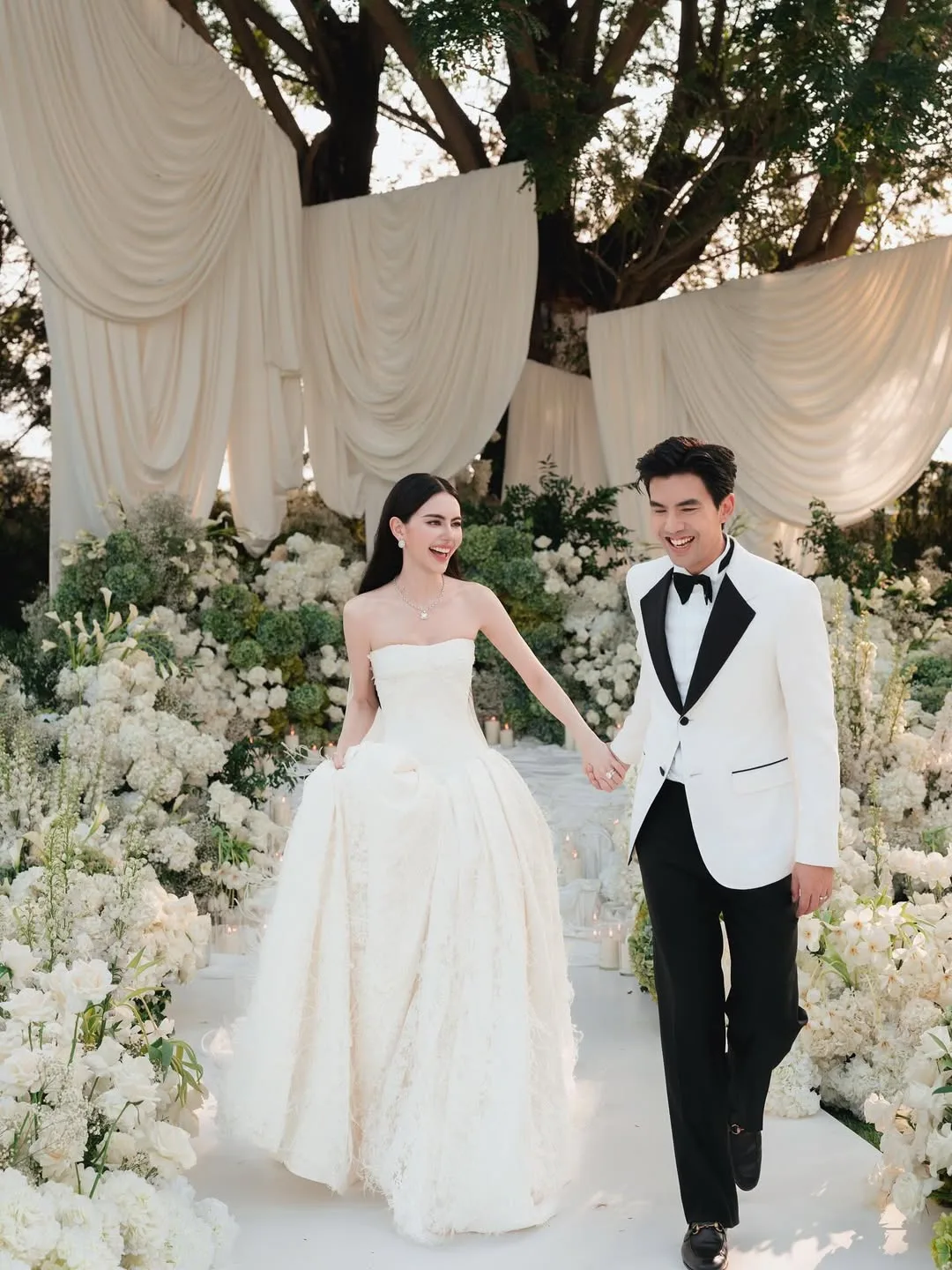 bản phối váy cưới mai davika