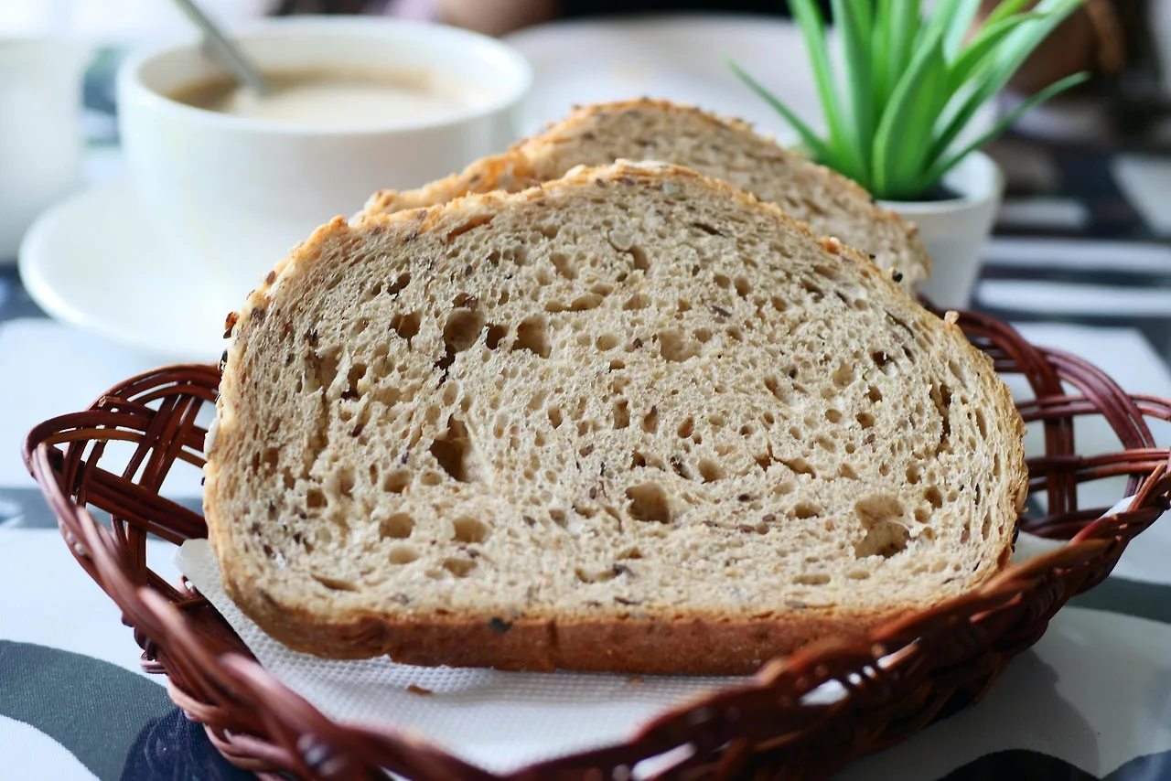 bánh mì nguyên hạt