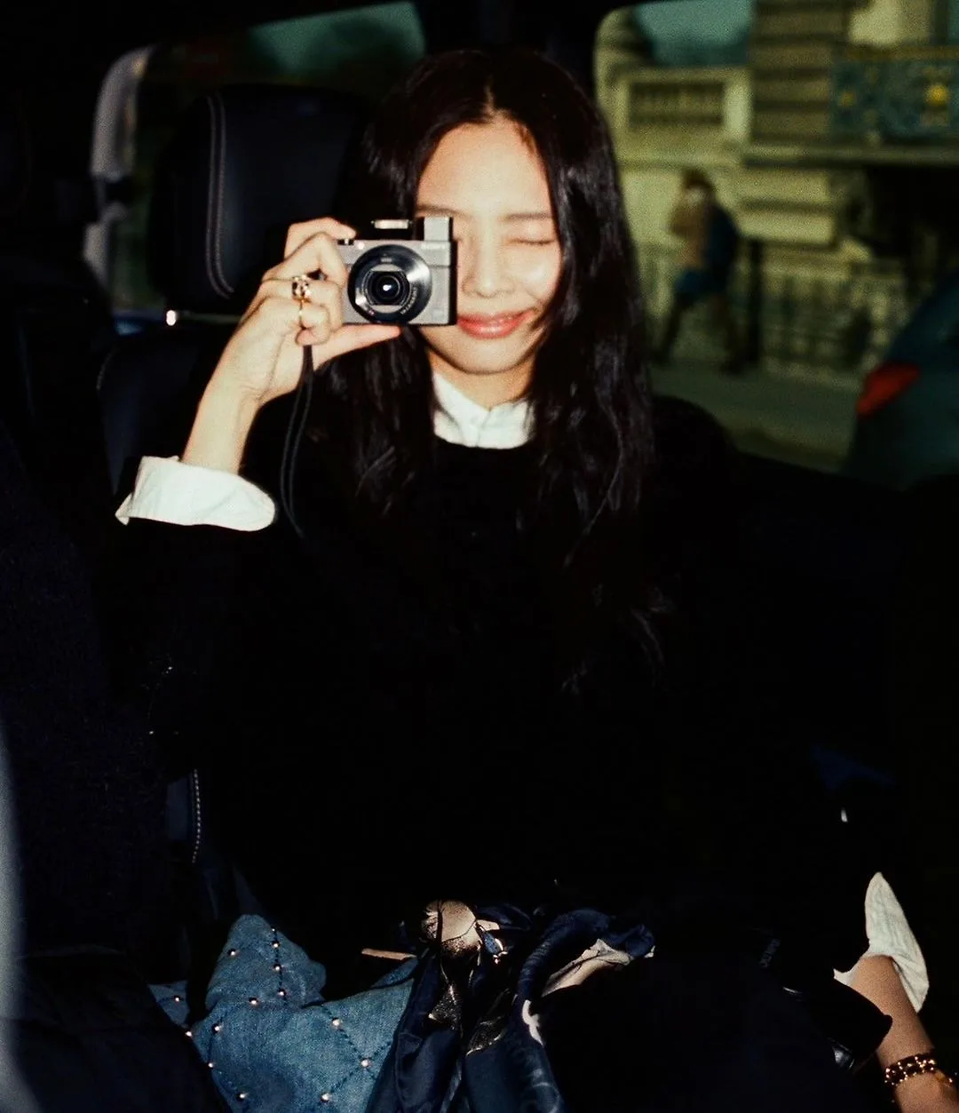 jennierubyjane diện túi xách