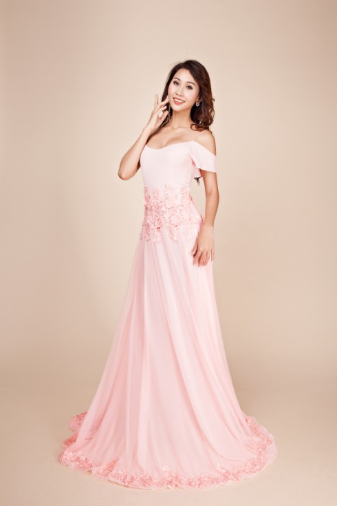 váy dạ hội màu hồng nhạt 4