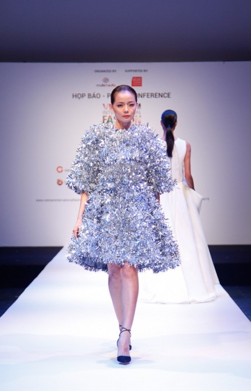 Tuần lễ thời trang quốc tế Việt Nam 2016 chính thức trở lại elle Vietnam 04