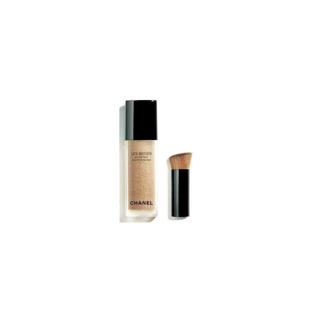 Kem nền Chanel Les Beige Water-Fresh Tint. Kem nền Chanel Les Beige Water-Fresh Tint.