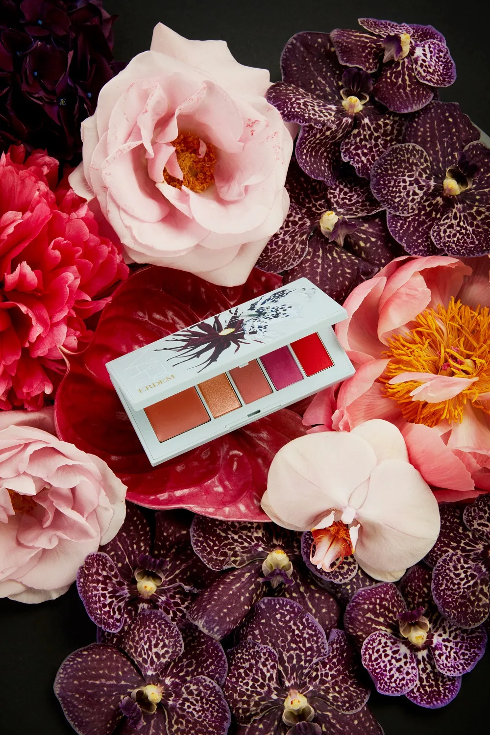 Nars Strange Flowers phân môi