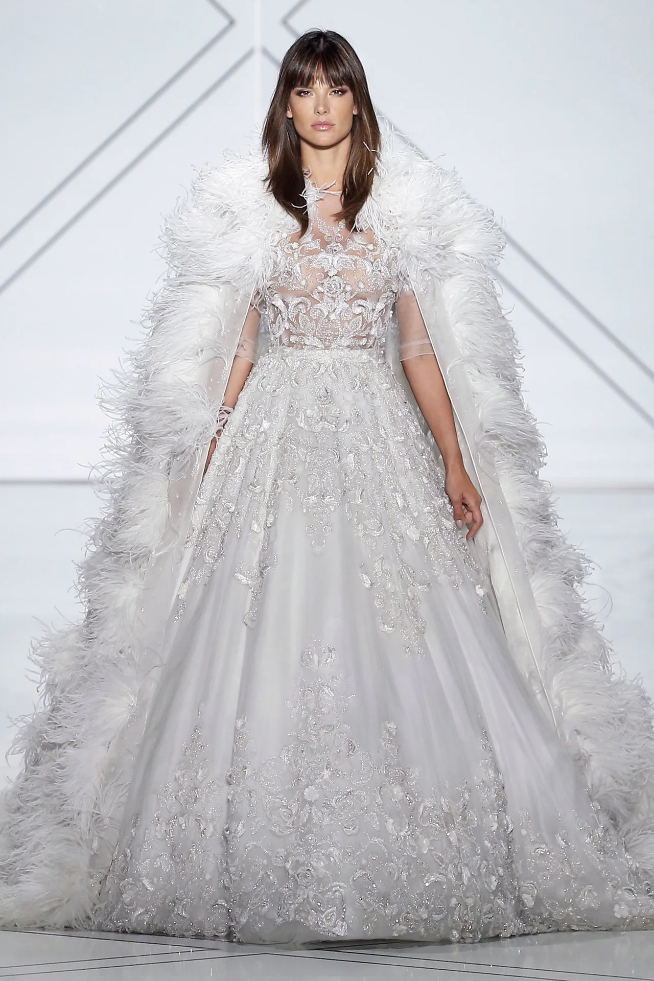 Những BST nổi bật tại tuần lễ Haute Couture Xuân-Hè 2017 - ELLE VN