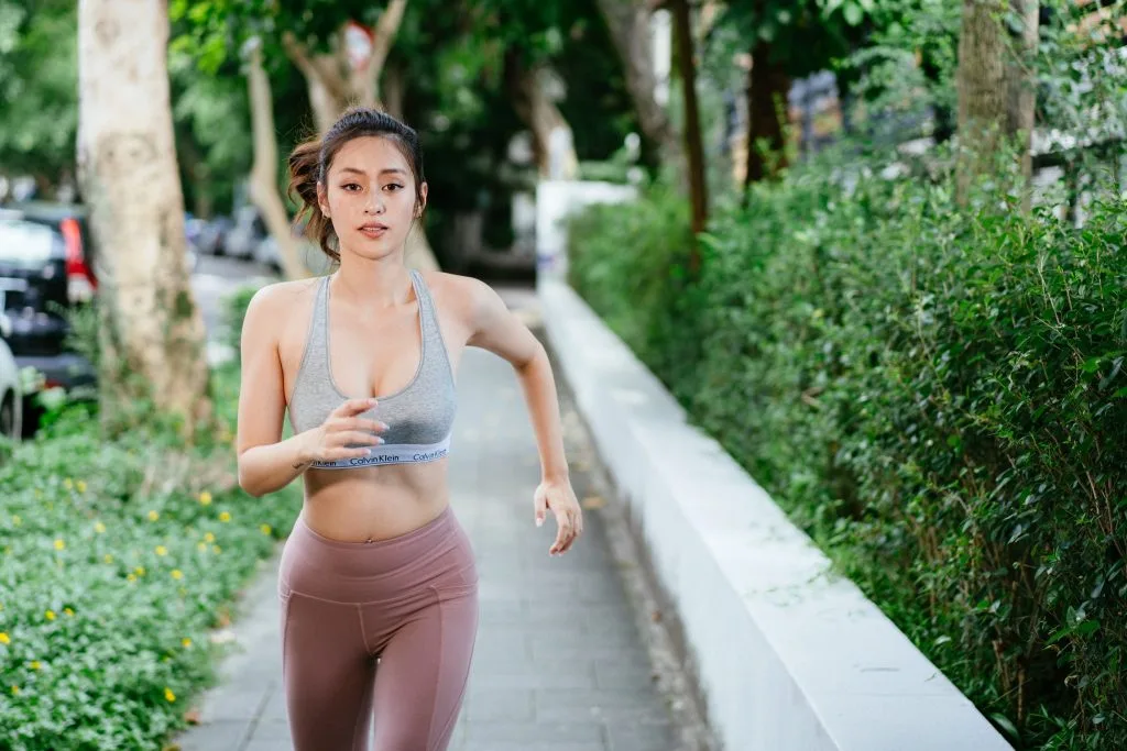Bài tập chữa gù lưng Bài tập chữa gù lưng