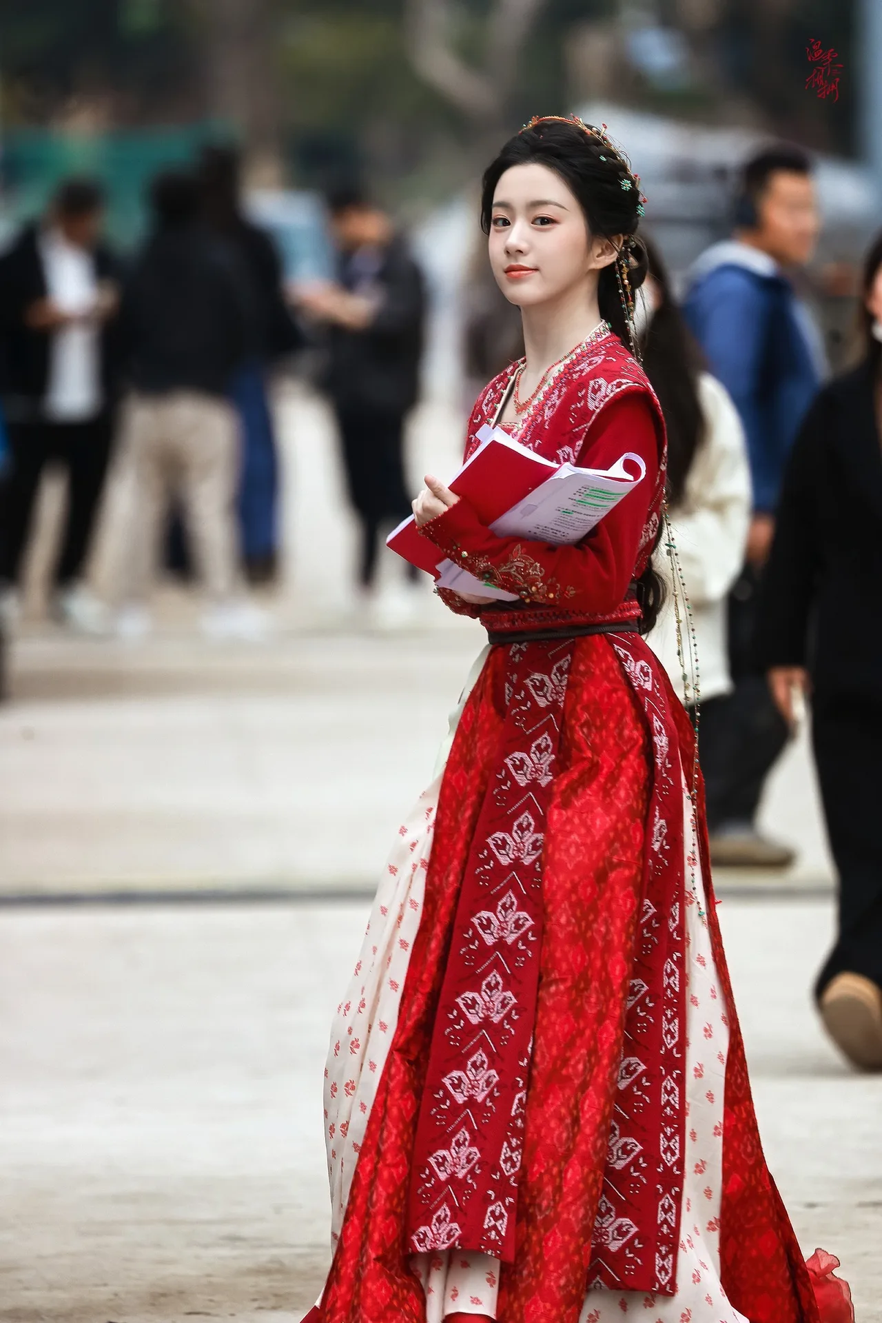 bao thượng ân trong phim nguyệt minh thiên lý
