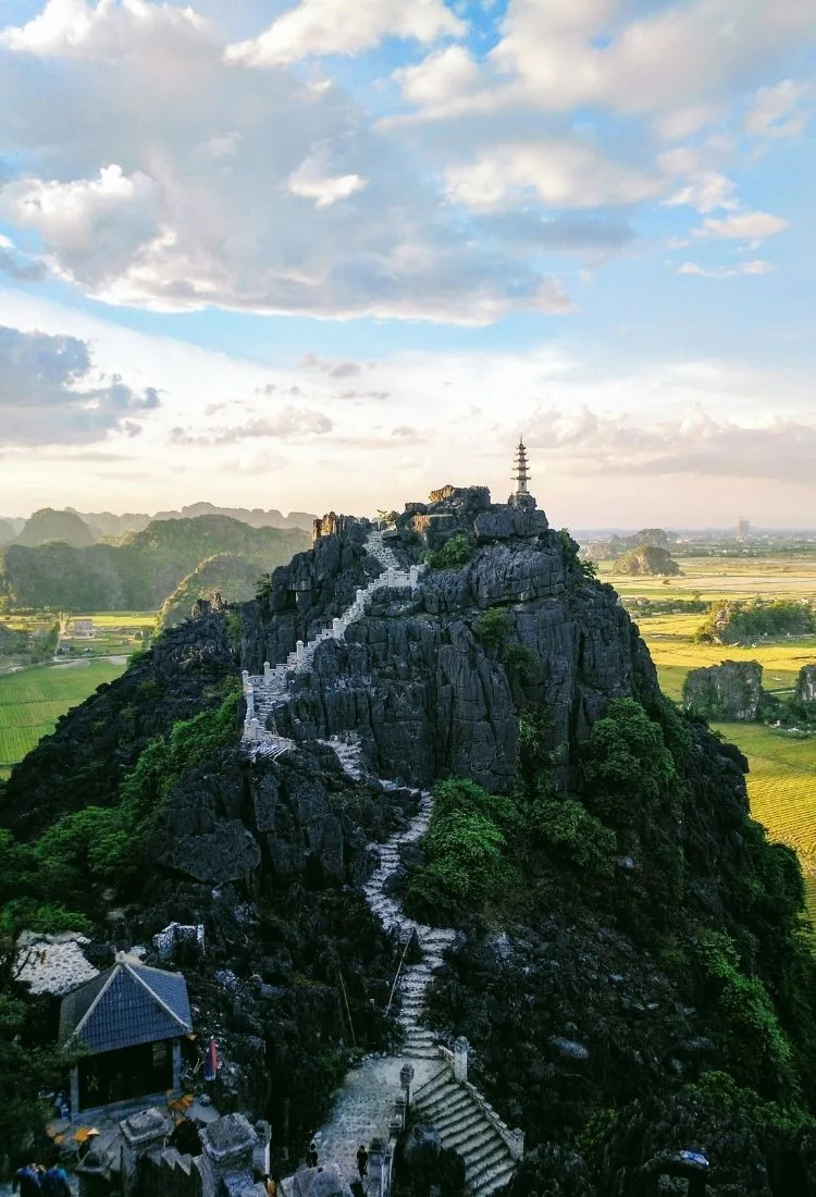địa điểm du lịch lý tưởng cho 12 con giáp ninh bình