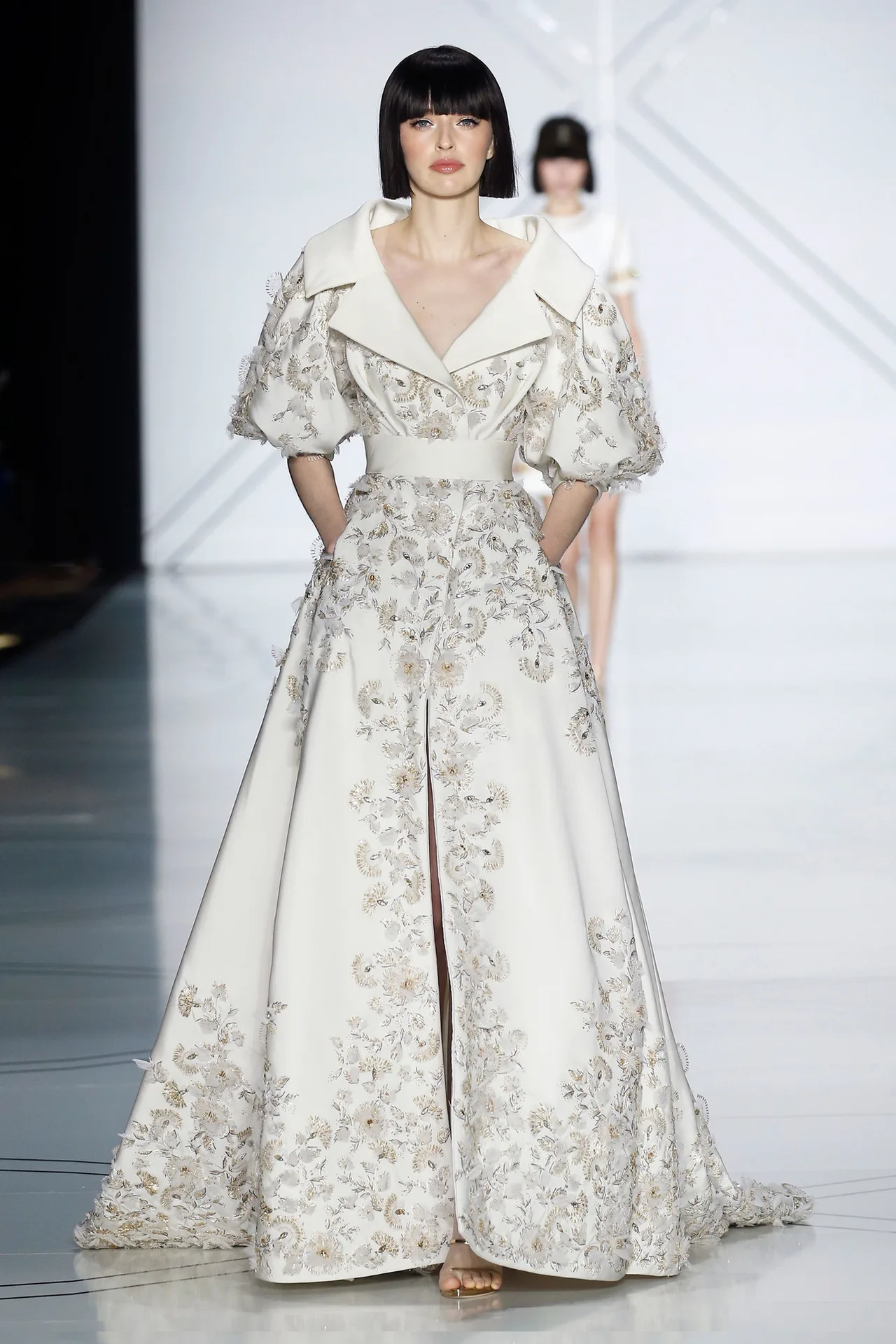 Những BST nổi bật tại tuần lễ Haute Couture Xuân-Hè 2017 - ELLE VN