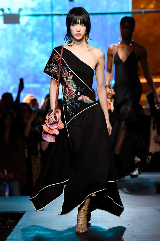 5 bst nổi bật trong ngày thứ tư của NYFW Spring 2018