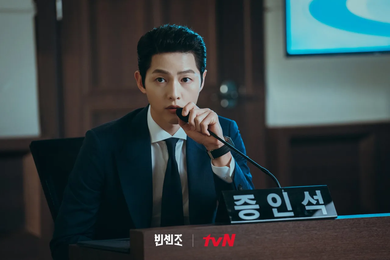 Chất giọng đẹp được Song Joong Ki thể hiện trong Vincenzo