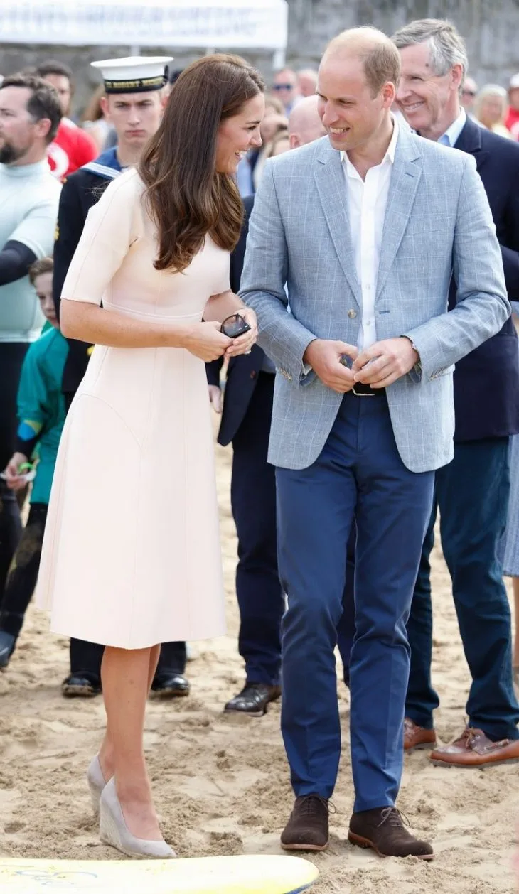 elle-viet-nam-15-dieu-meghan-markle-khong-duoc-phep-thuc-hien-khi-tro-thanh-nguoi-cua-hoang-gia-anh elle-viet-nam-15-dieu-meghan-markle-khong-duoc-phep-thuc-hien-khi-tro-thanh-nguoi-cua-hoang-gia-anh