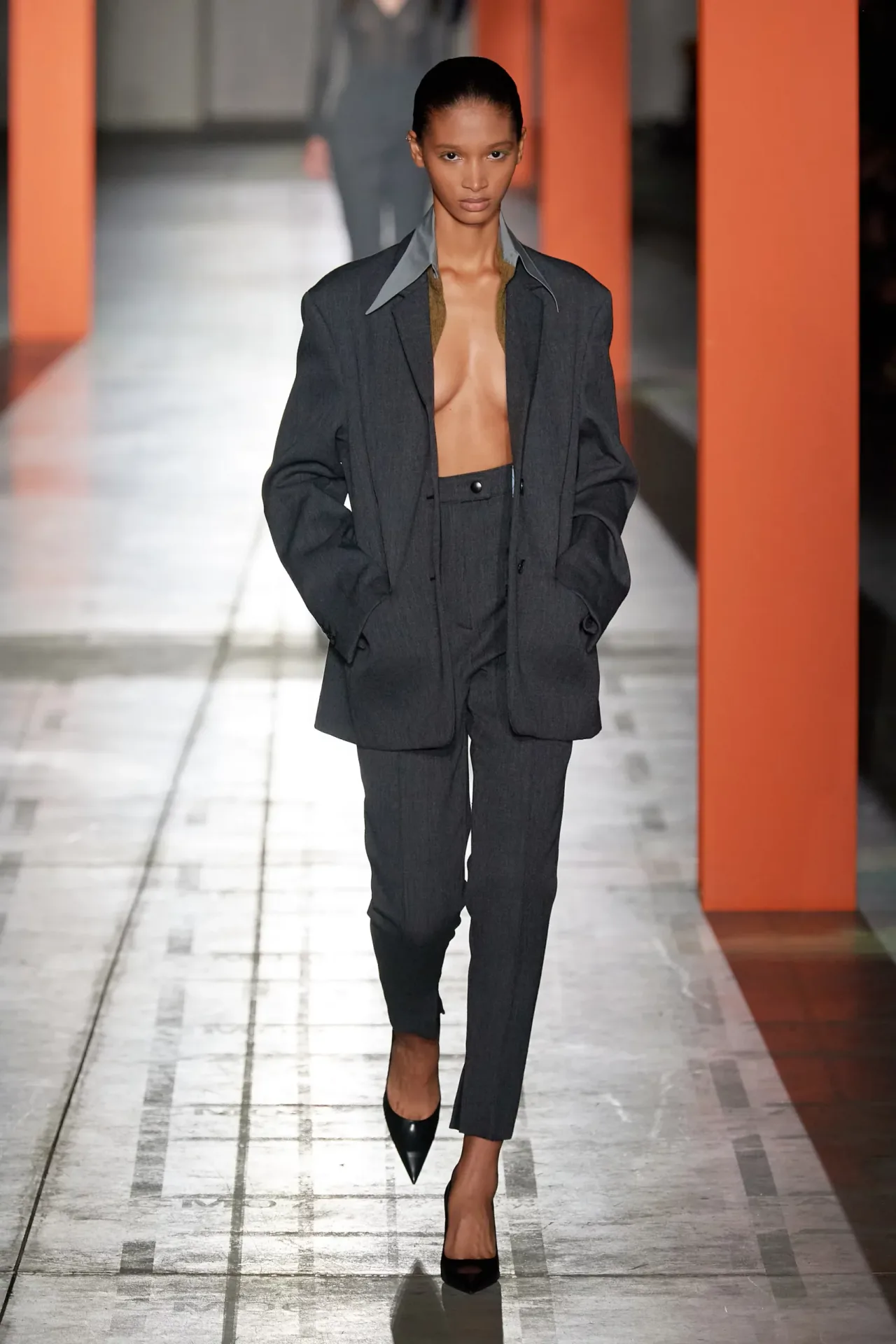 00016-prada-fall-2023-ready-to-wear-credit-gorunway