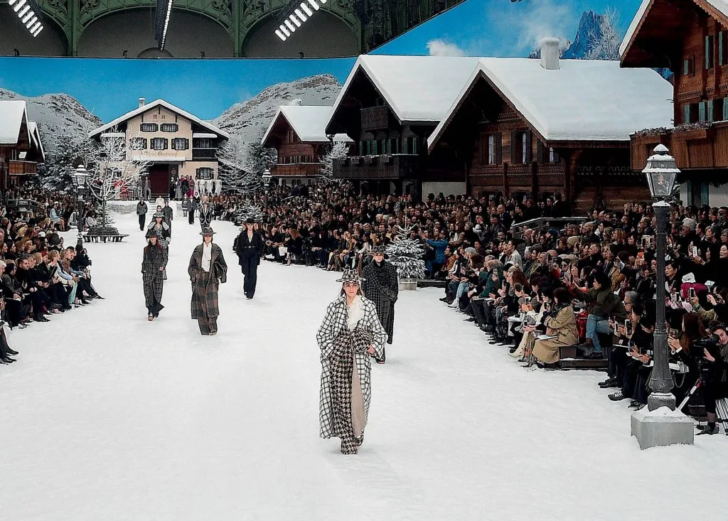 sàn diễn 1 sàn diễn Chanel Thu - Đông 2019
