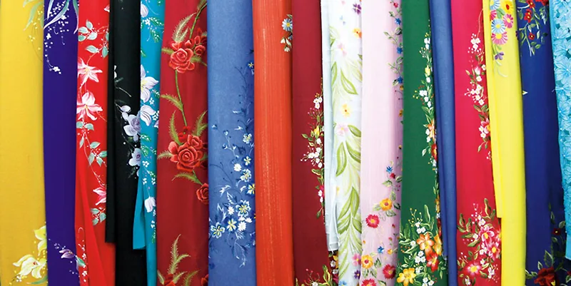 Những món quà lưu niệm đậm chất Việt Nam trong mắt khách du lịch Quốc tế Những món quà lưu niệm đậm chất Việt Nam trong mắt khách du lịch Quốc tế