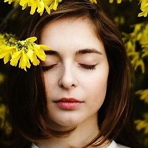 Đi tìm loại kem dưỡng trắng da giúp nàng rạng ngời tỏa sáng trong ngày Xuân
