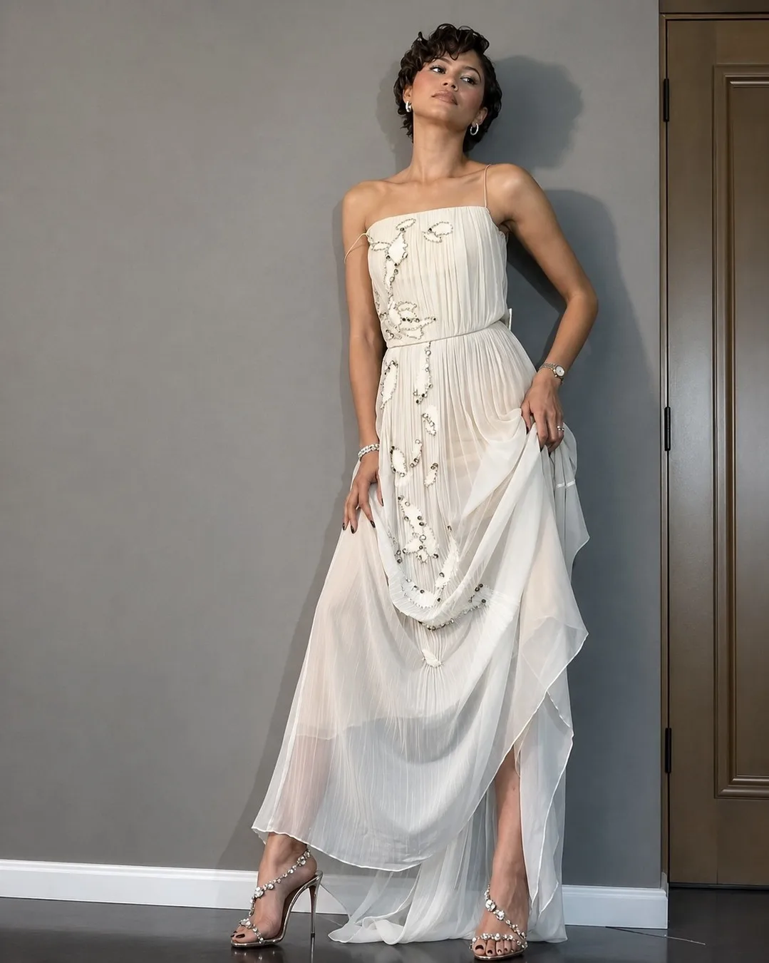 zendaya thảm đỏ the odyssey