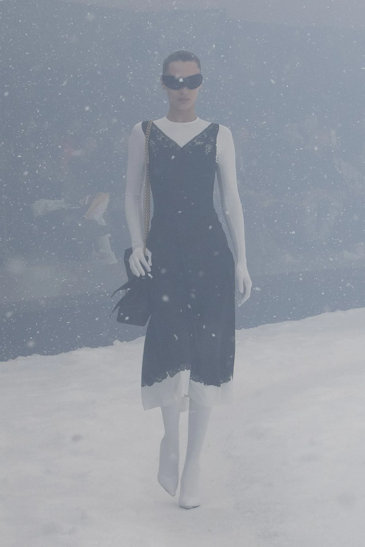 Balenciaga RTW Thu Đông 2022 look 19
