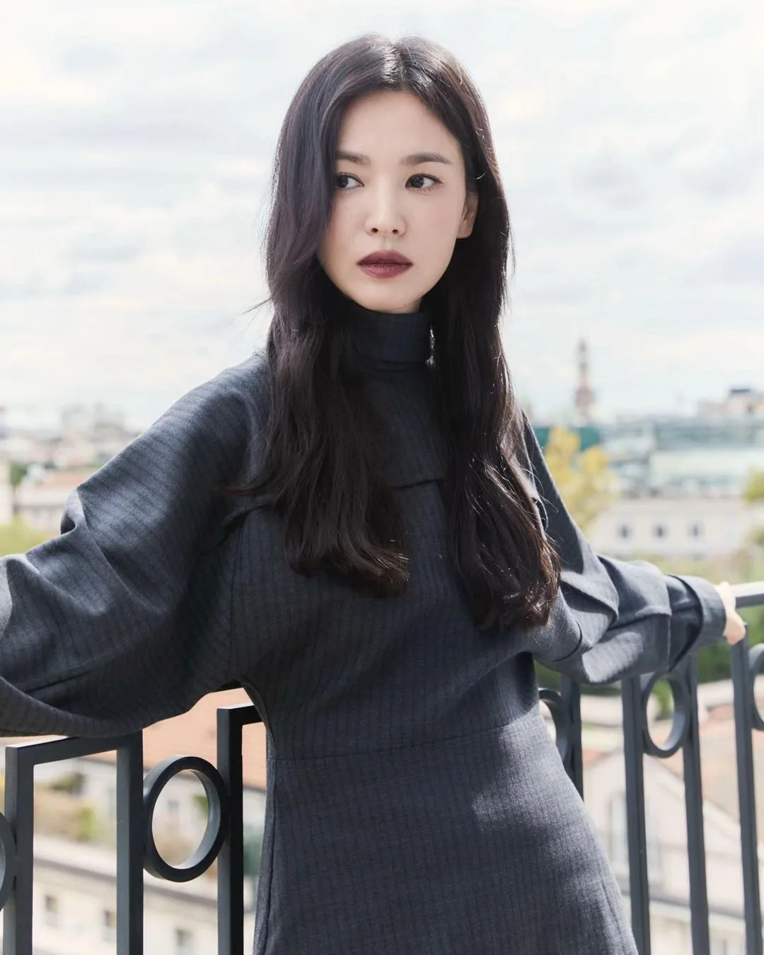 kyo1122 song hye kyo diện thời trang fendi