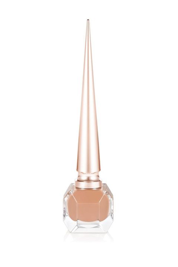 Christian Louboutin màu Simple Nude ($50)