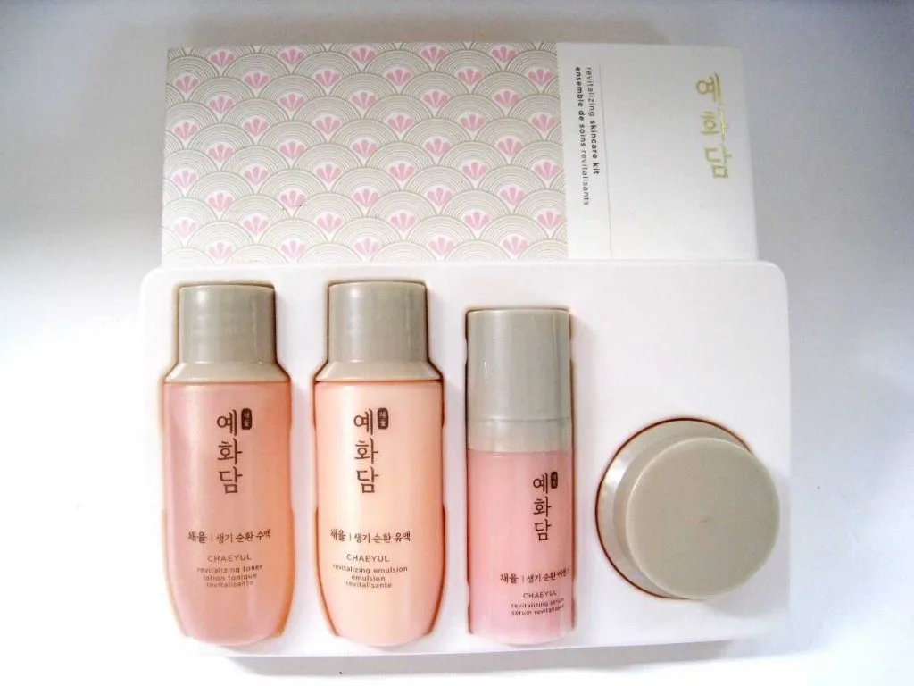 The Face Shop Yehwadam Revitalizing Kit