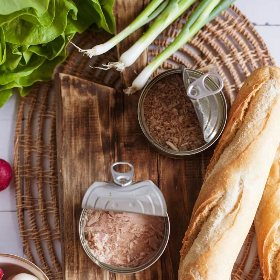 Cá ngừ đóng hộp cũng là thực phẩm nhiều protein