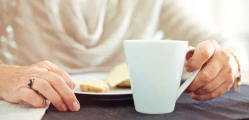 Hãy tìm phương pháp khác ngoài công việc để giải tỏa nỗi cô đơn và bế tắc của chính bạn.