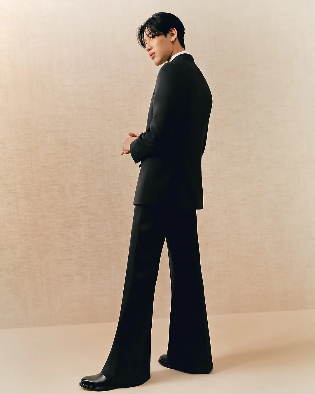 elle-sao-chau-a-tai-cannes-2026-bambam-1