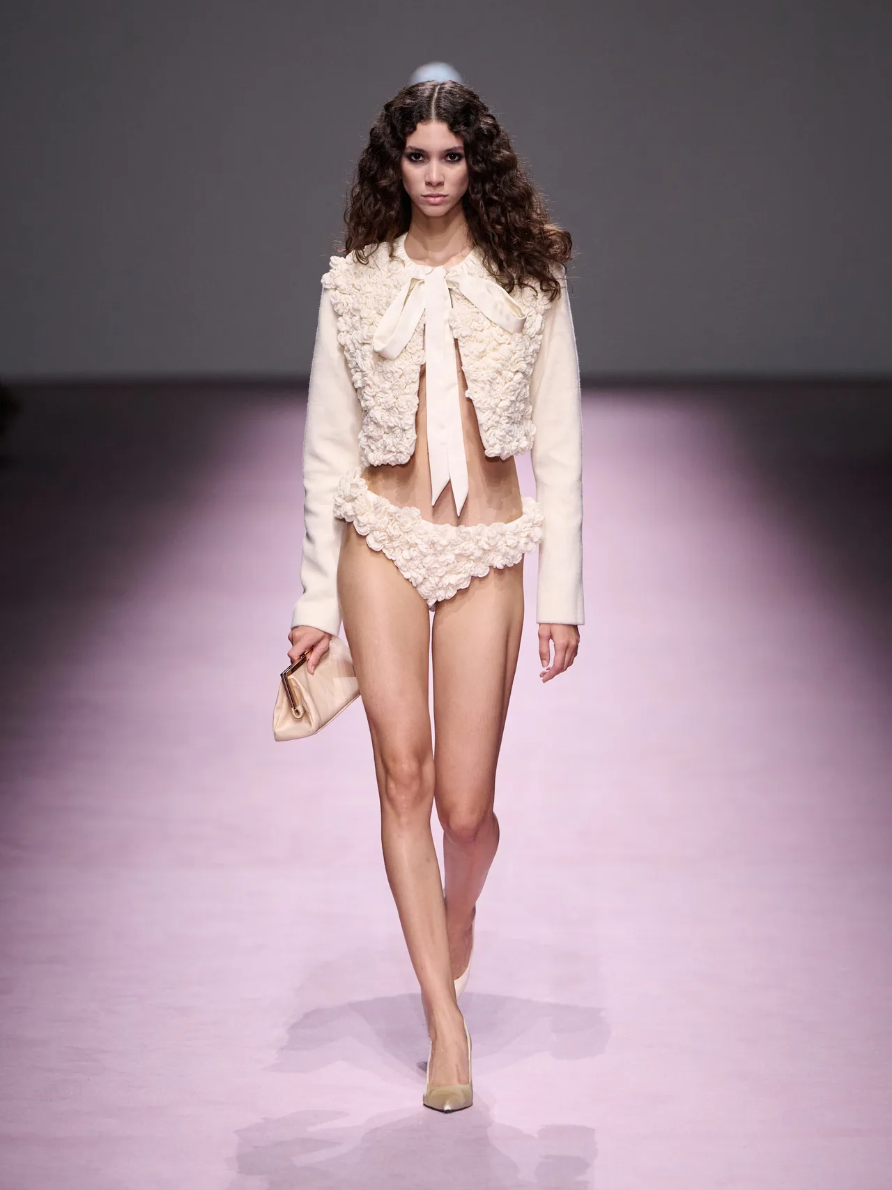 elle-shanghai-fashion-week-tuan-le-thoi-trang-thuong-hai-2026-lsoul-thoi-trang-viet00001