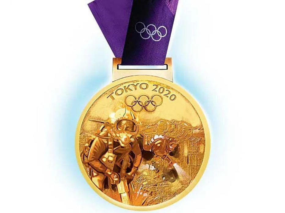 cận cảnh huy chương vàng olympic 2020
