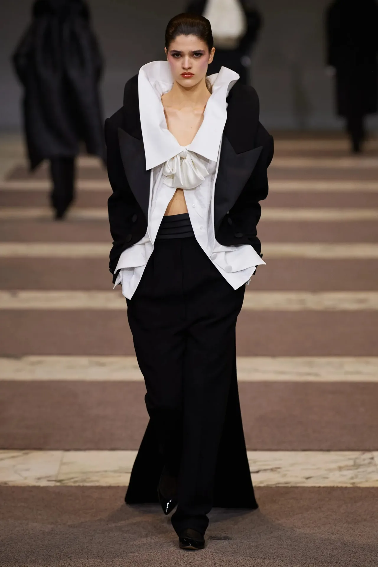 Viktor & Rolf Haute Couture Thu Đông 2022