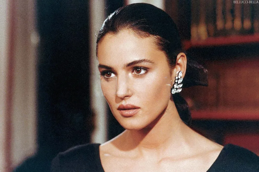 Monica Bellucci trong phim Vita Coi Figli Monica Bellucci trong phim Vita Coi Figli