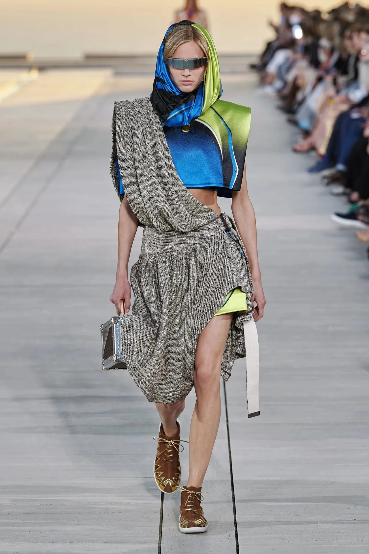 Louis Vuitton Cruise 2023 look 21