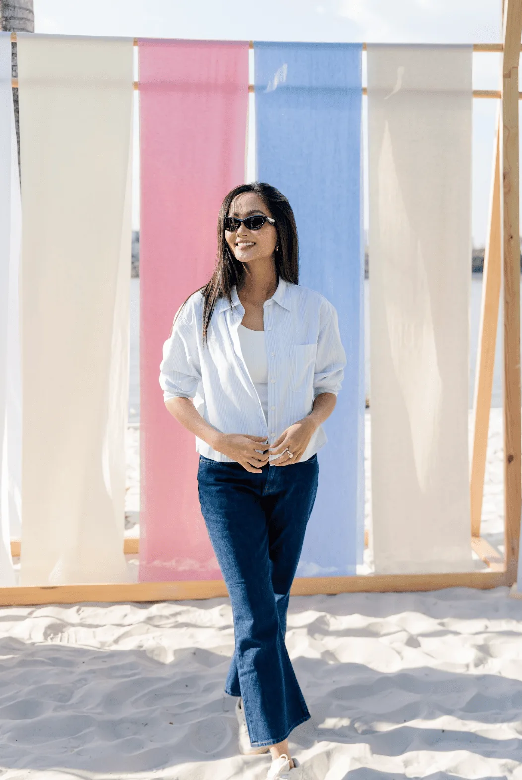 H'Hen Niê trong trang phục BST UNIQLO LifeWear Xuân-Hè 2026