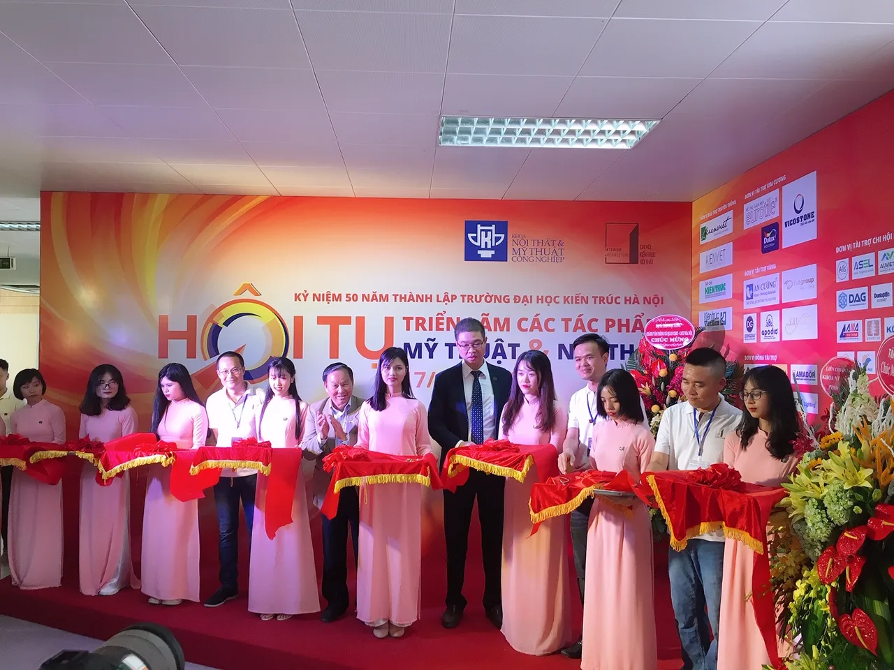 triển lãm mỹ thuật và nội thất