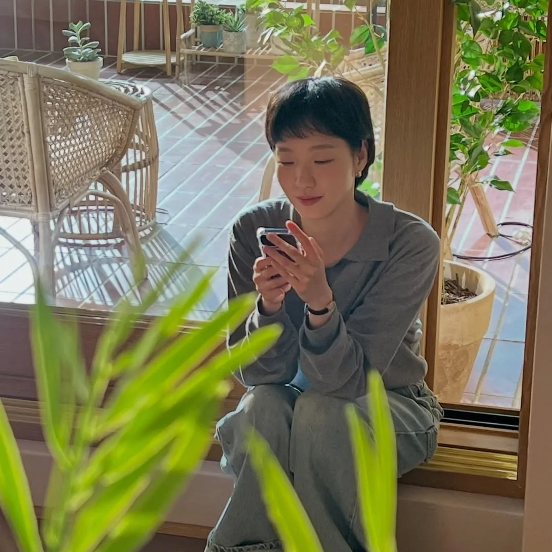 Kim Go Eun với vóc dáng thanh mảnh