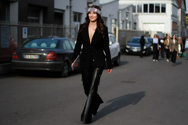 Phong cách street style đặc sắc ủng hộ các nhà mốt cựu trào tại Milan Thu – Đông 2018 Phong cách street style đặc sắc ủng hộ các nhà mốt cựu trào tại Milan Thu – Đông 2018