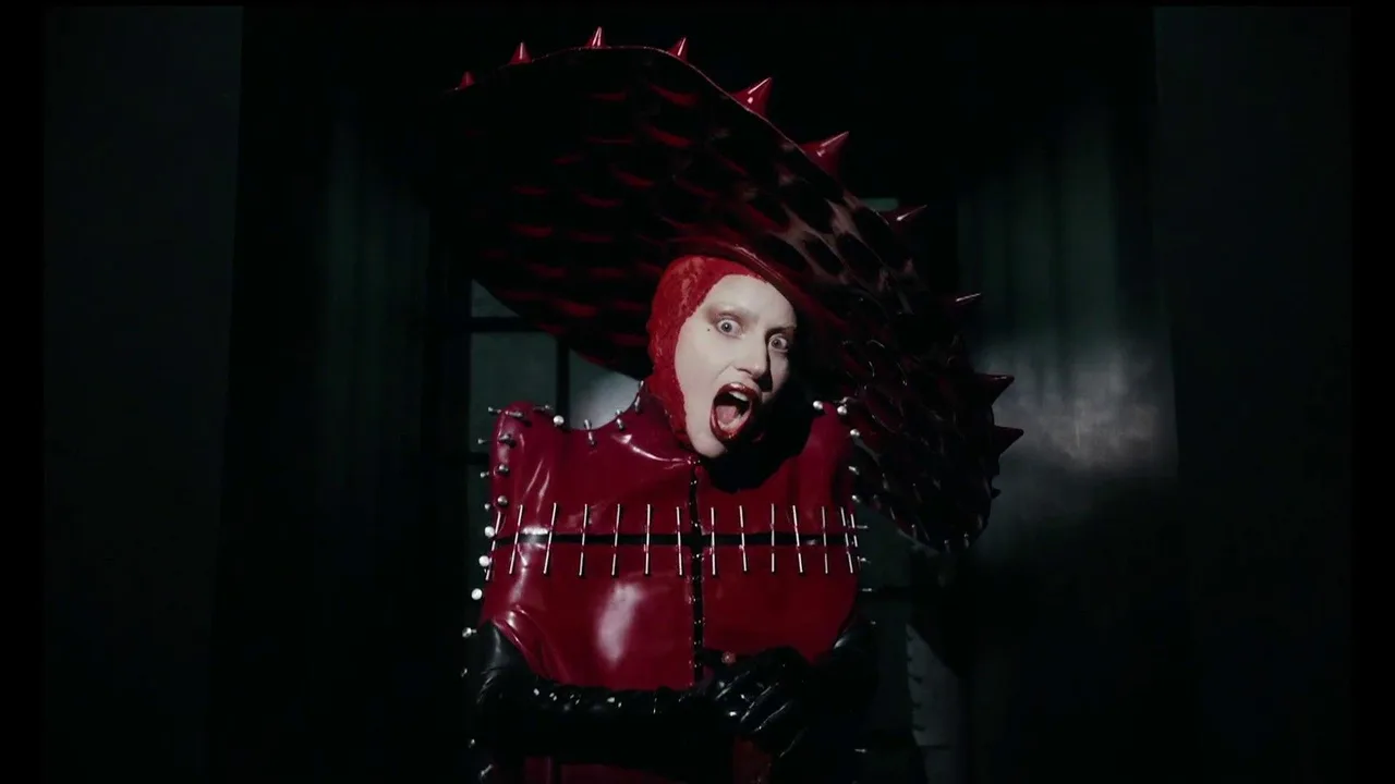 bản phối bodysuit da đỏ lady gaga